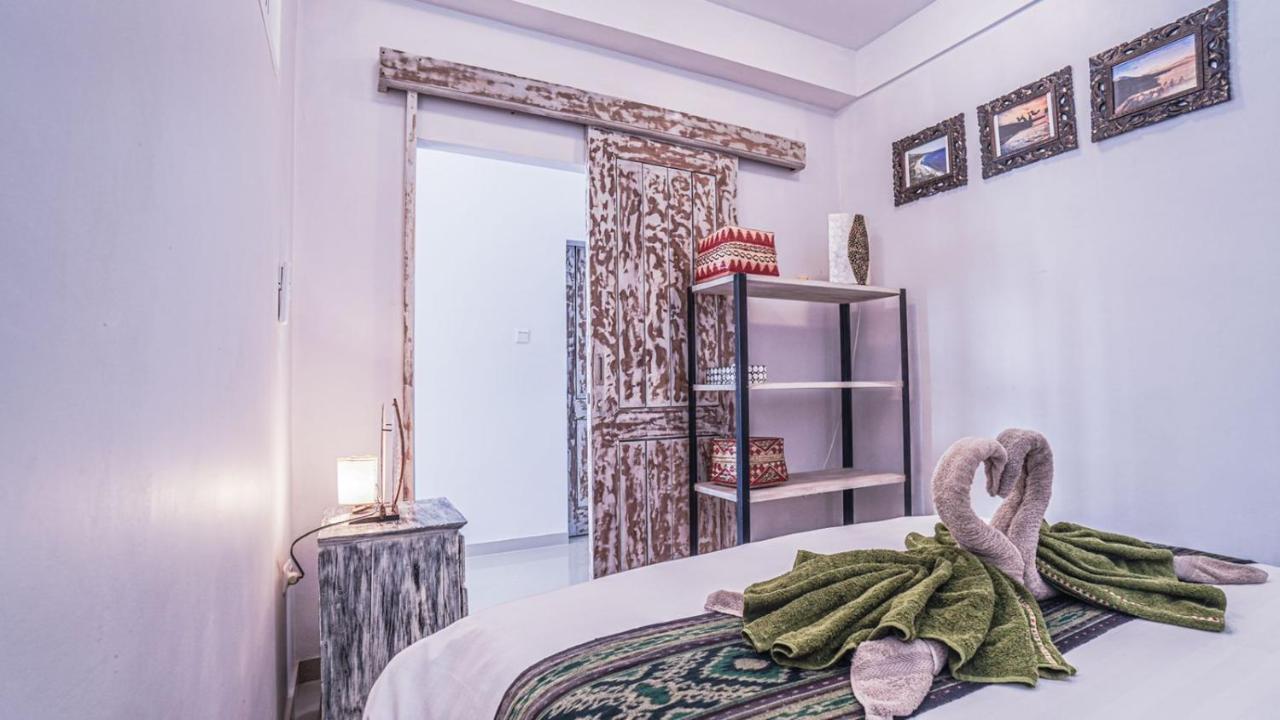 Waenis Sunset View Hotel And Restaurant, Amed, Bali Экстерьер фото